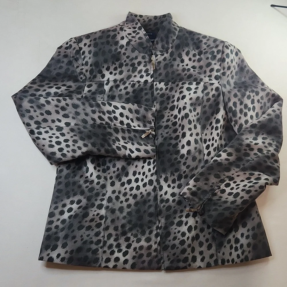 Evan Picone Vintage Animal Print Jacket. Size 12